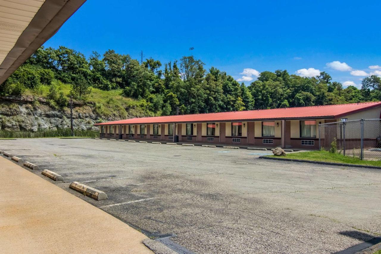 Econo Lodge Pittsburgh I-79 Exterior foto